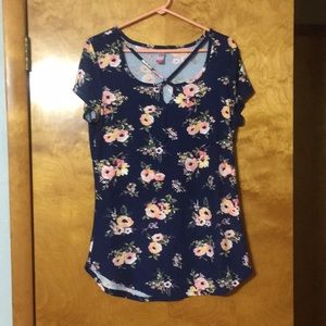 No Boundaries XXL(19) Navy Blue/Pink Flower Shirt